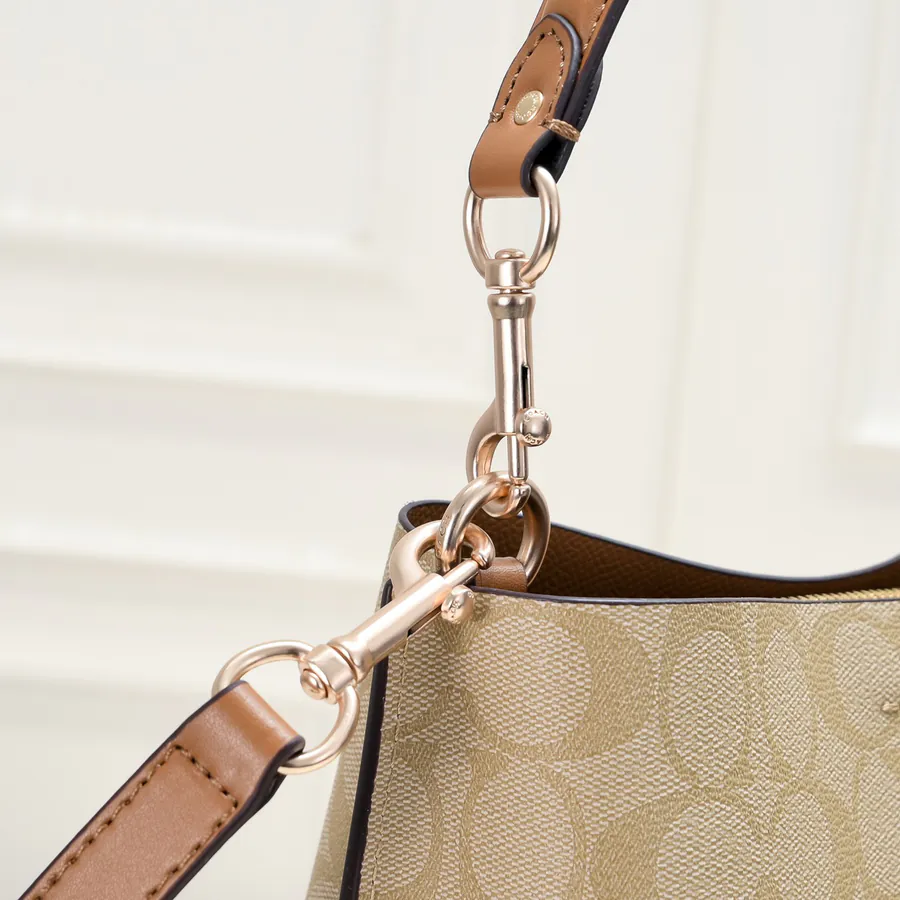 Coach P250 Mollie Bucket Bag Mini