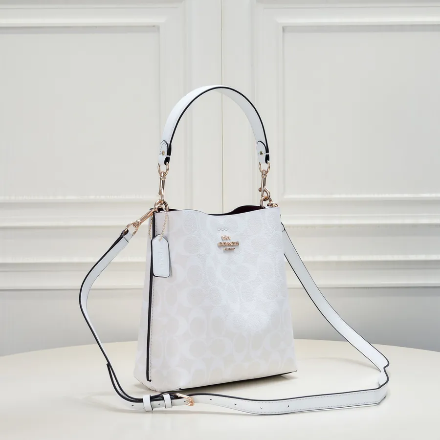 Coach P250 Mollie Bucket Bag Mini