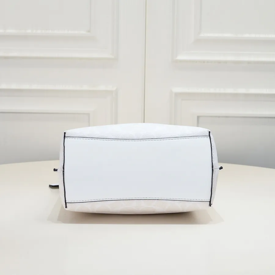 Coach P250 Mollie Bucket Bag Mini