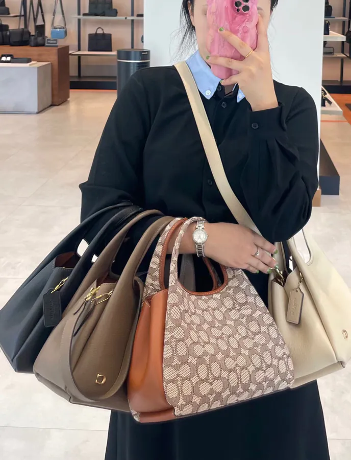 Coac* Bucket Bag