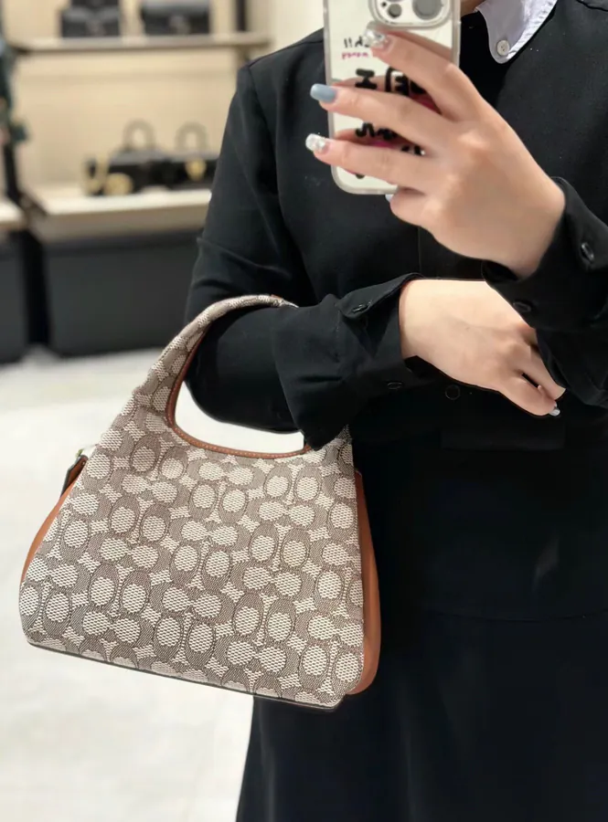 Coac* Bucket Bag