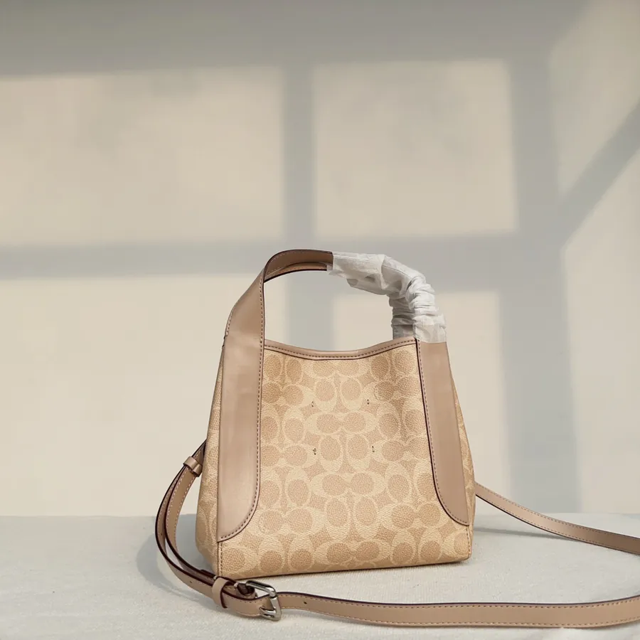 78800 Classic Bucket Bag Hadley Hobo