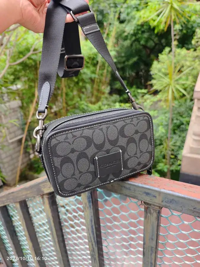 Coach Wyatt Men's Crossbody Bag
