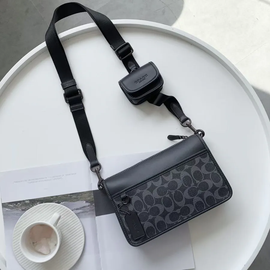 Coach Men's Heritage Series Multi Functional Small Bag