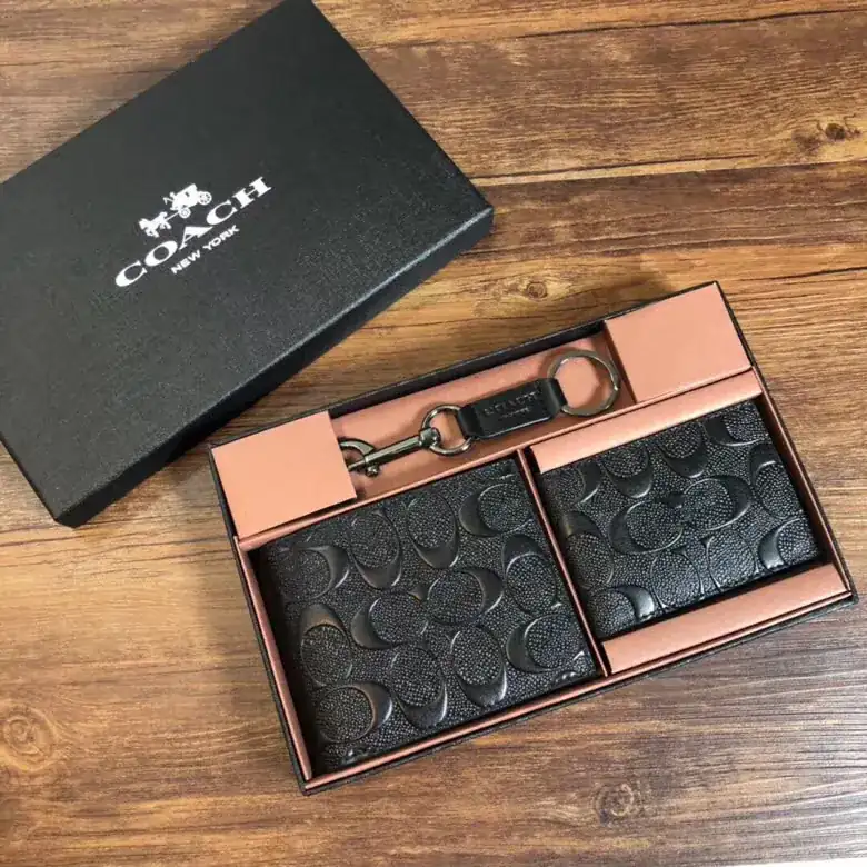 Coach F75371 Men's Embossed C Texture Wallet