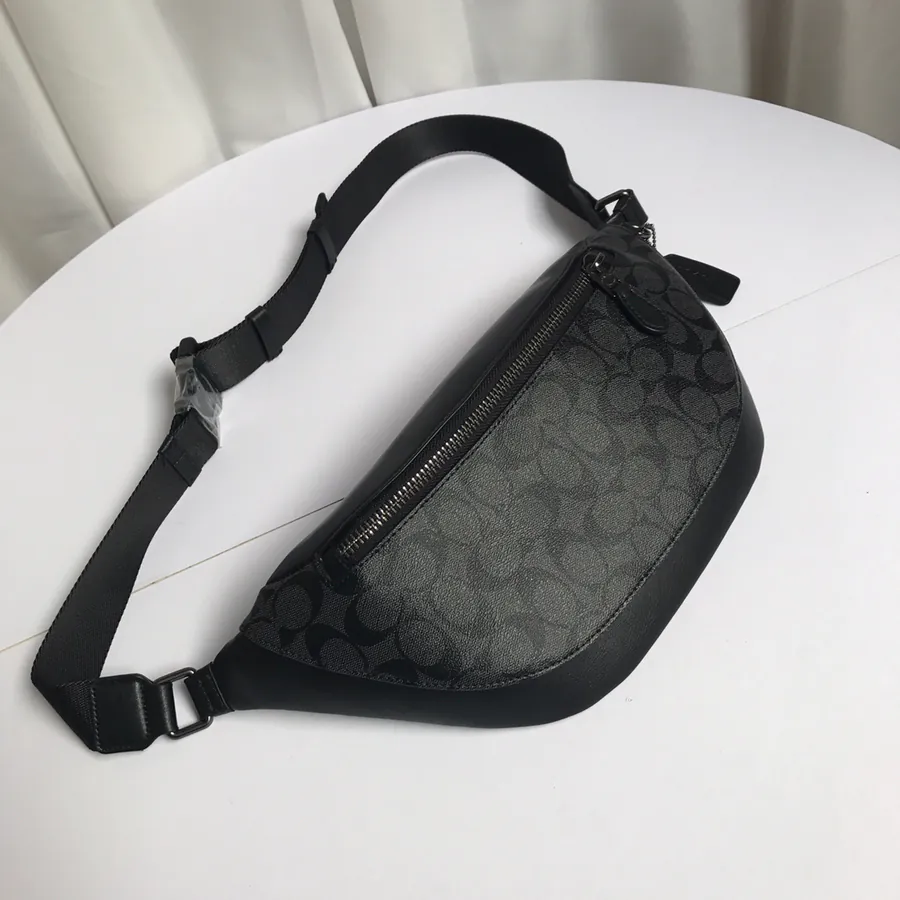Coach Men's Sport Bag Trendy Sports Style