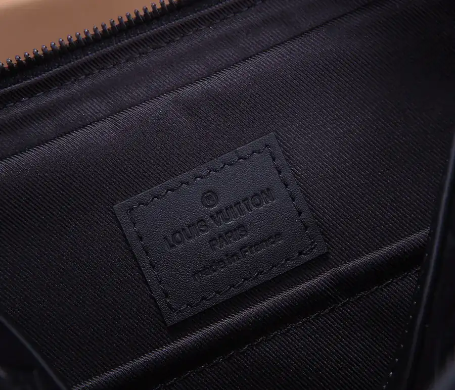 New Arrivals M69827 Full Leather Pressed DUO Messenger Bag