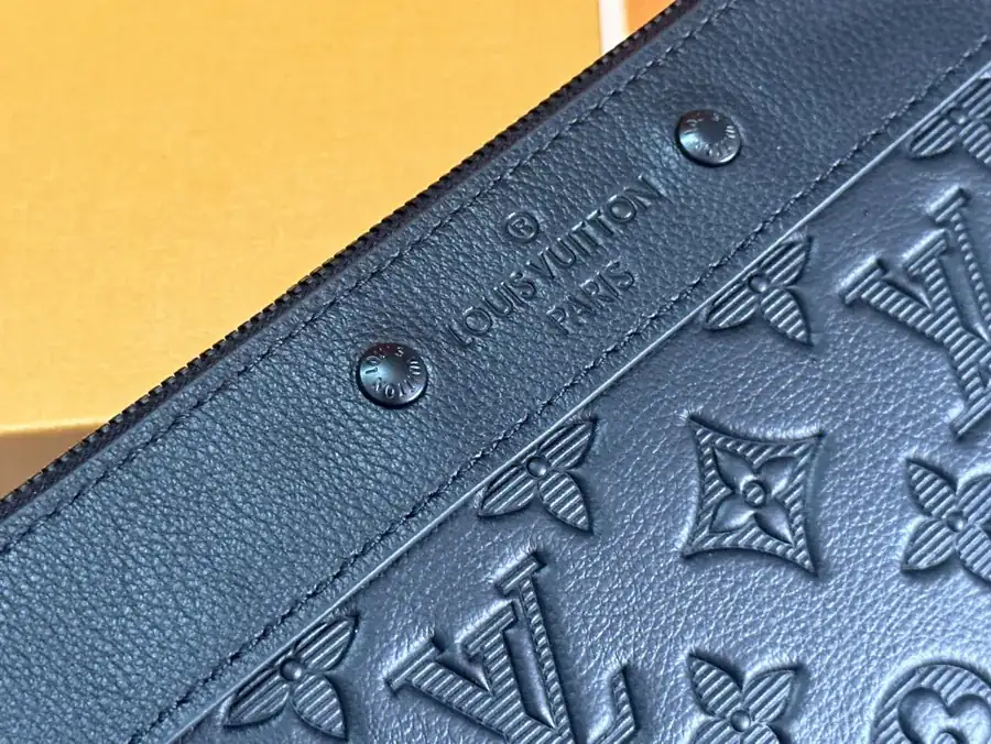 Top Original M81570 Black Pochette To Go Handbag with Monogram Shadow Texture