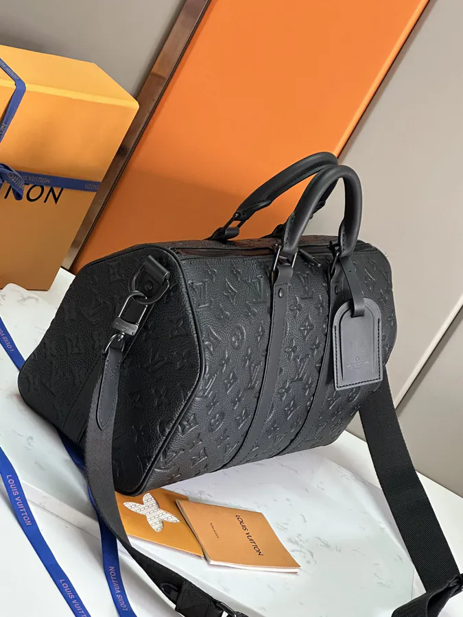 Louis Vuitton Keepall Bandoulière 35 Handbag