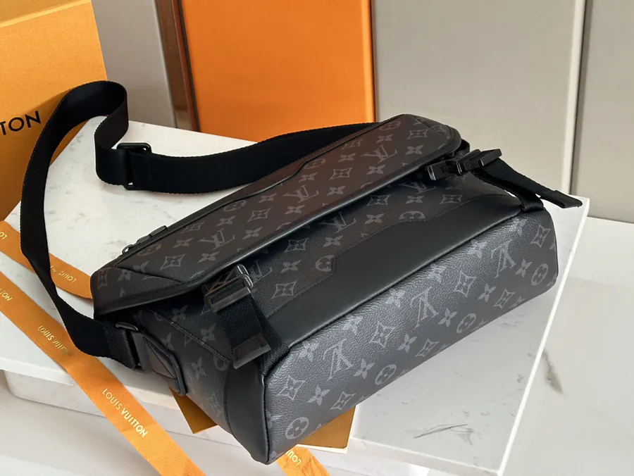 Original Messenger Voyager Bag by Louis Vuitton