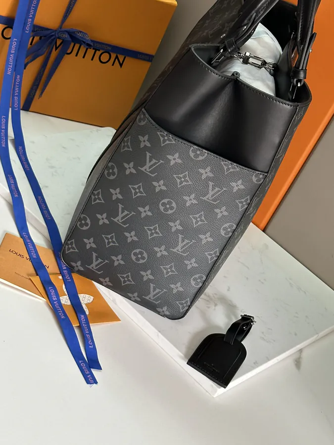 Sac Plat 24H Handbag Premium Genuine Leather, Durable Metal Hardware