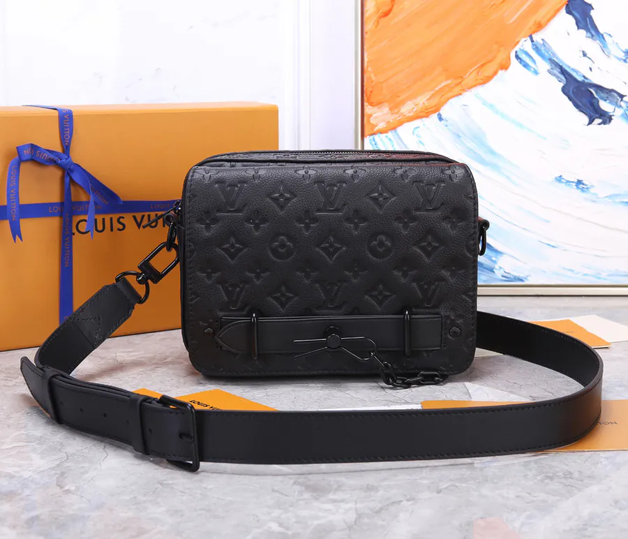 Steamer Messenger Bag New Classics Series, Premium Leather Trim