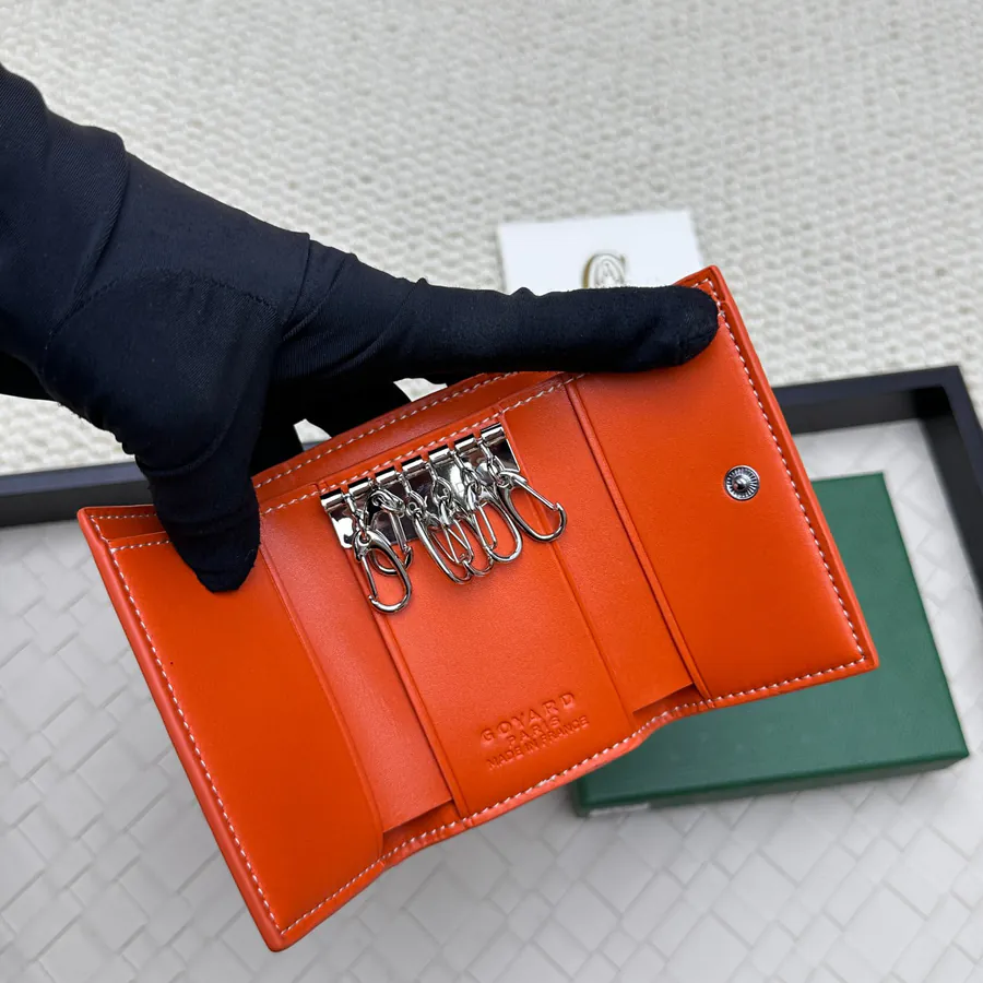 Saint Suice 3 Fold Key Case Compact Design