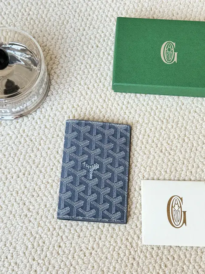 Goyard Passport Holder Goyardine Canvas & Vauzelles Calfskin