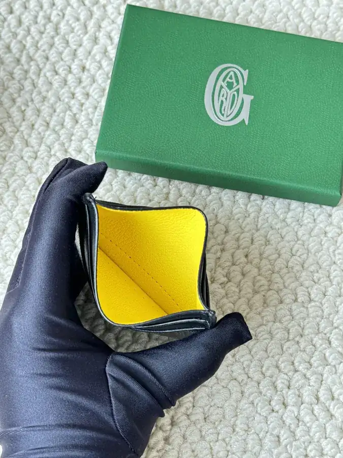 Saint Suice Wallet