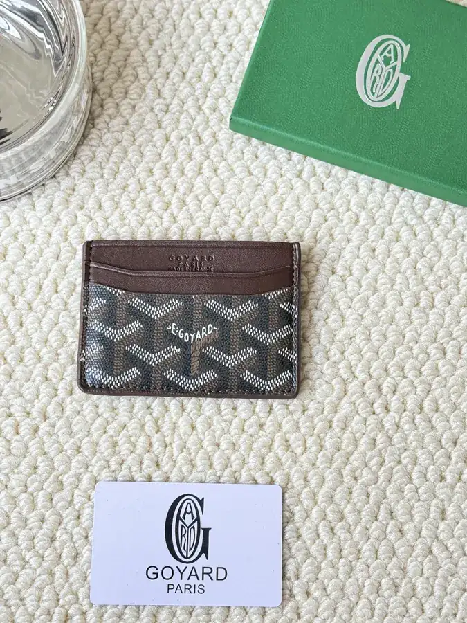 Saint Suice Classic Card Holder