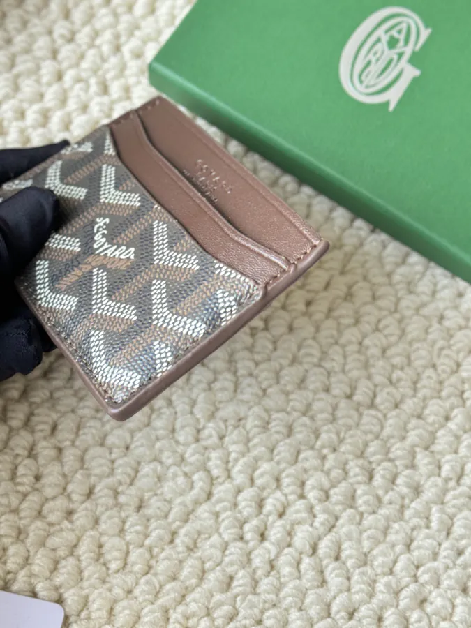 Saint Suice Classic Card Holder