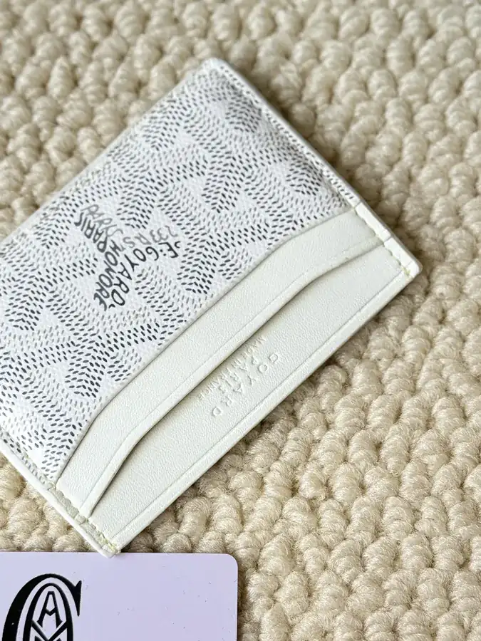 Saint Suice Classic Card Holder