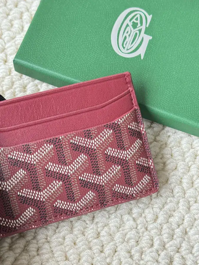 Saint Suice Classic Card Holder