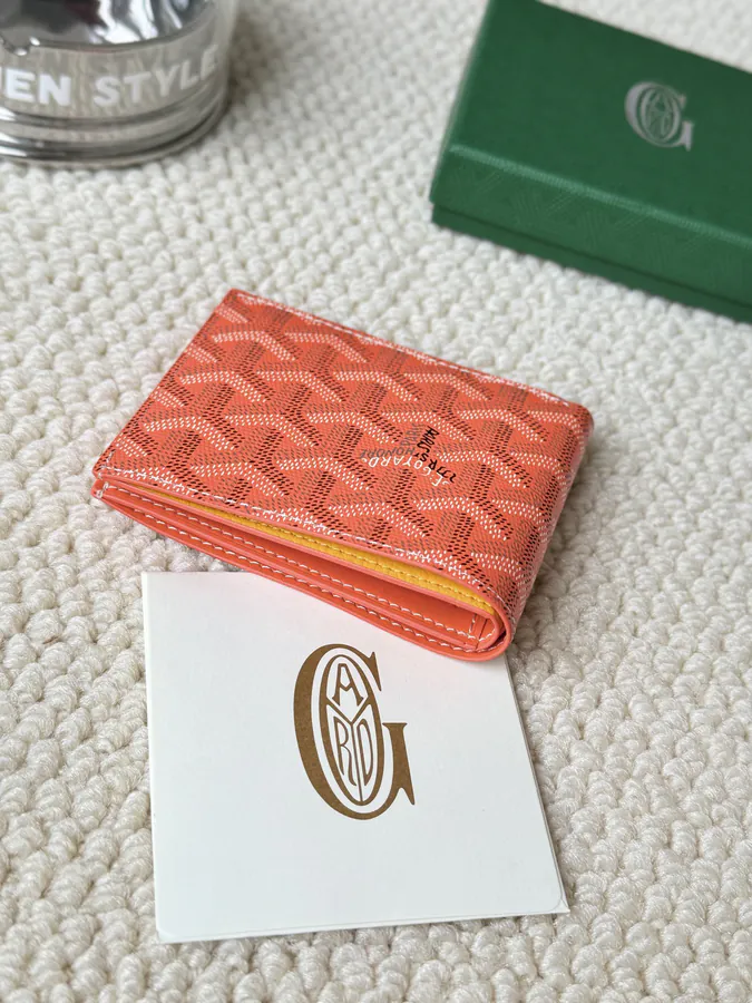 Classic Short Wallet by G0YARD