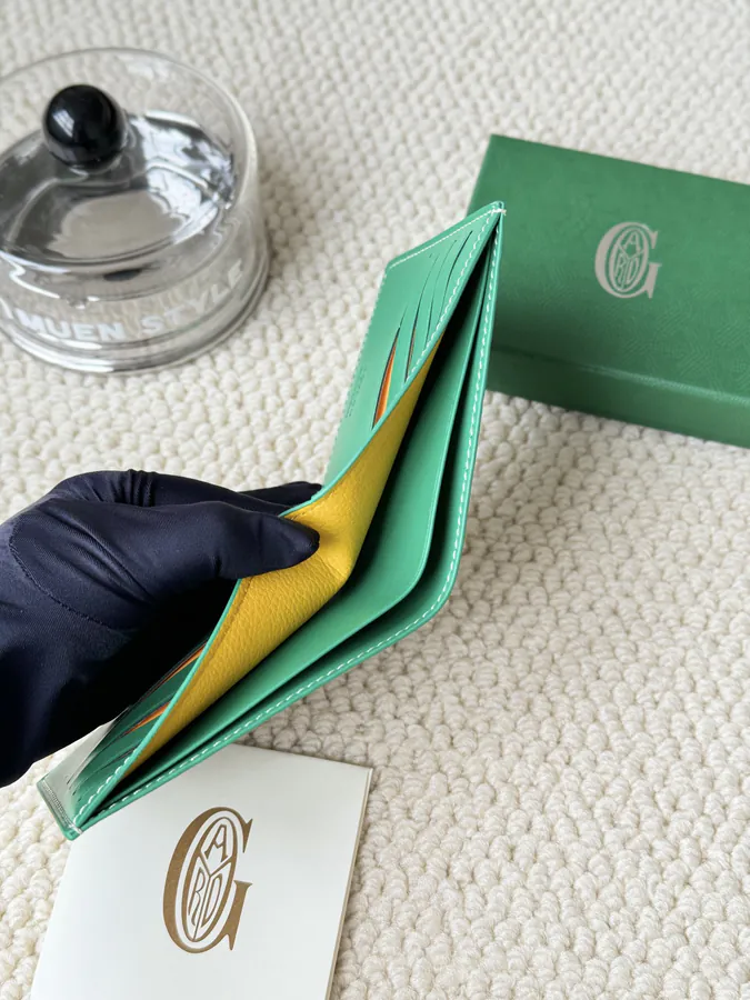 Classic Short Wallet by G0YARD