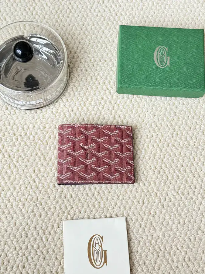 Classic Mini Wallet from G0YARD