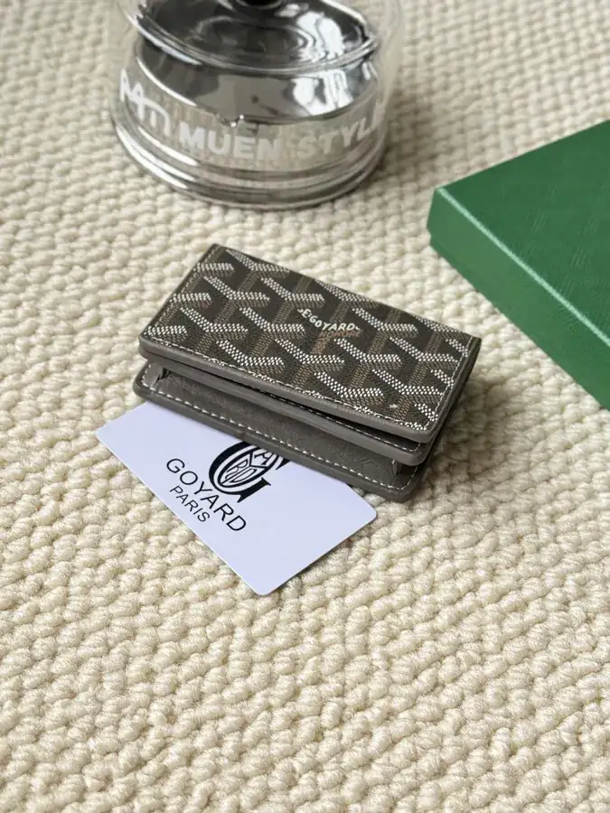 Goyas Malhesherbes Business Card Holder