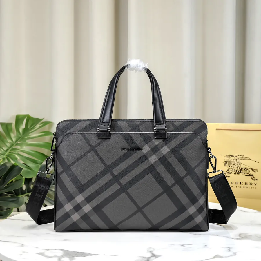 Burberry 240 Men's Bag