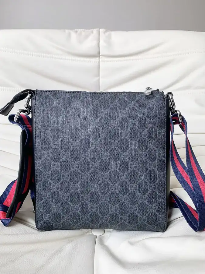 Gucci Men's Shoulder Bag Business Style, Premium Quality