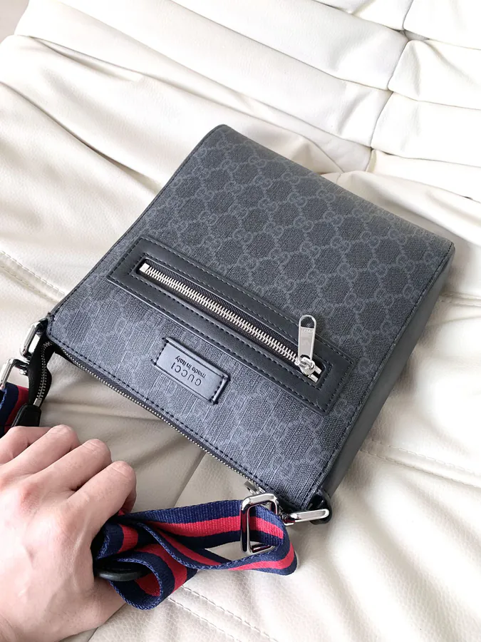 Gucci Men's Shoulder Bag Business Style, Premium Quality