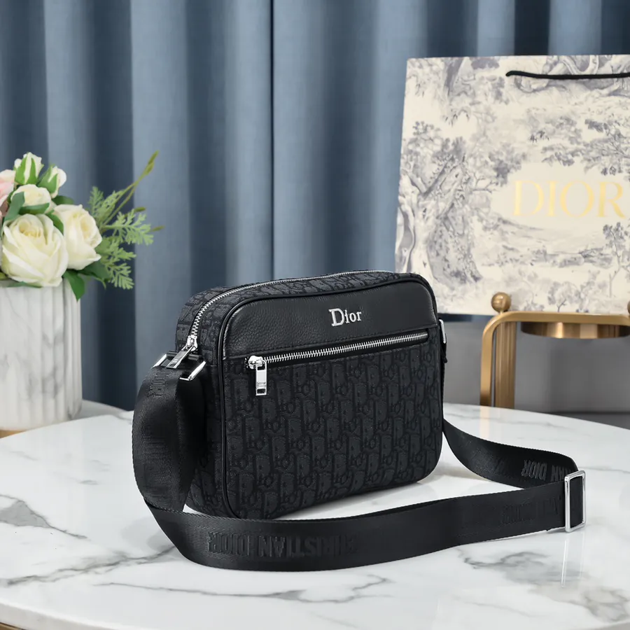 Dior Men's Crossbody Bag 9668