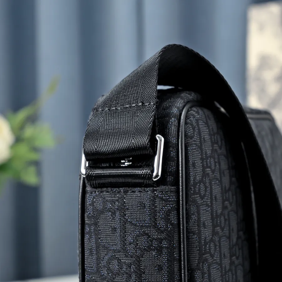 Dior Men's Crossbody Bag 9668