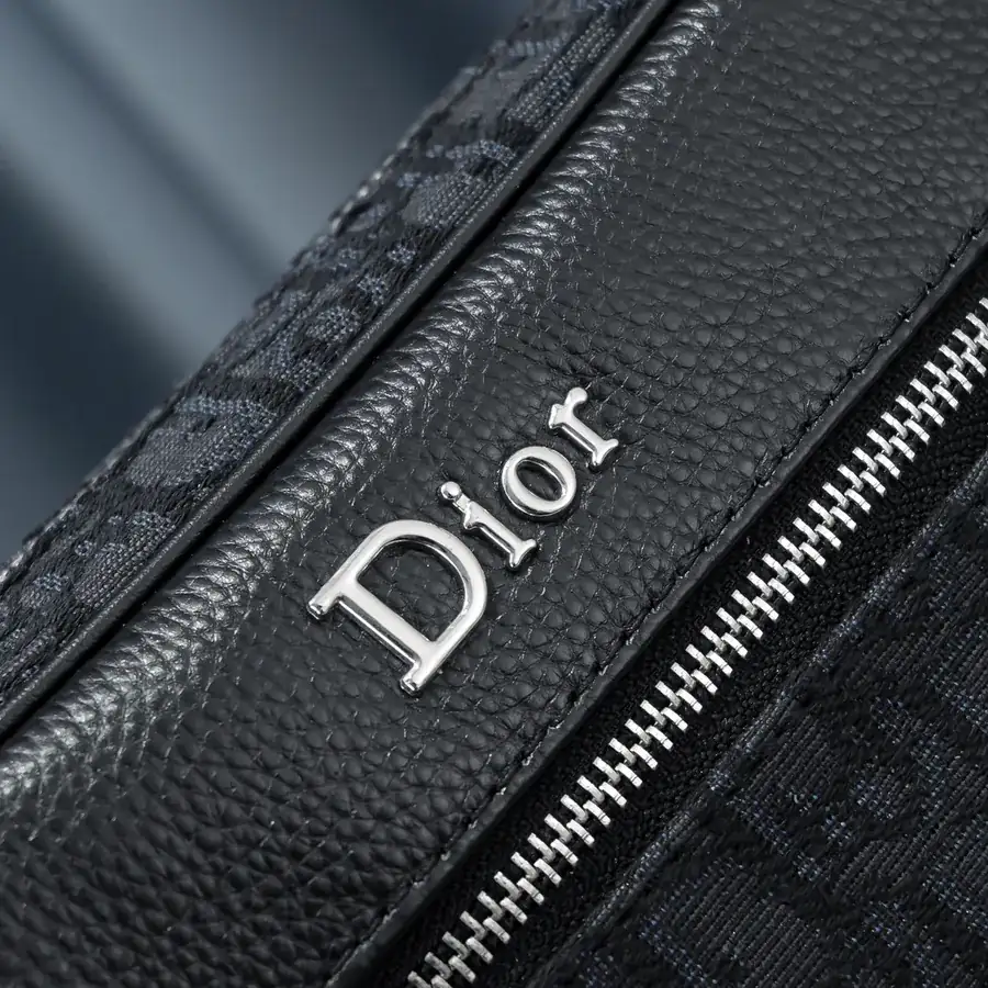 Dior Men's Crossbody Bag 9668