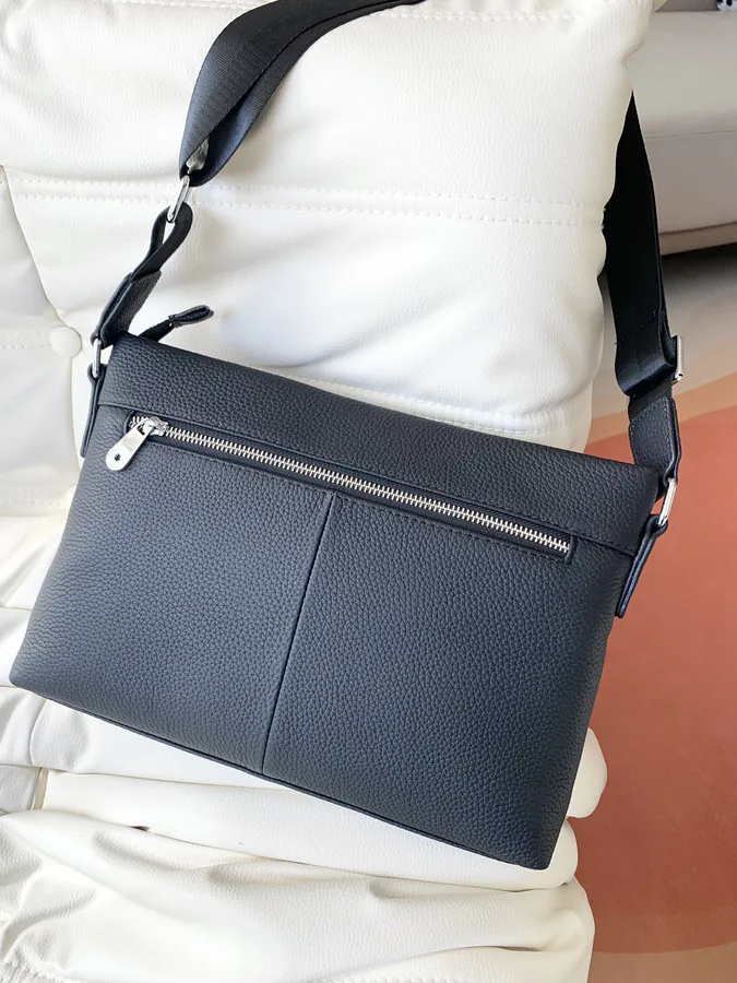 Montblanc Men's New Fashion Crossbody Bag