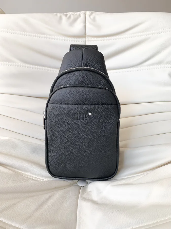 MONTBLANC Men's Leisure Chest Bag