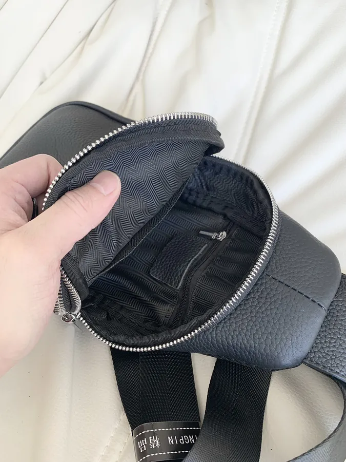 MONTBLANC Men's Leisure Chest Bag