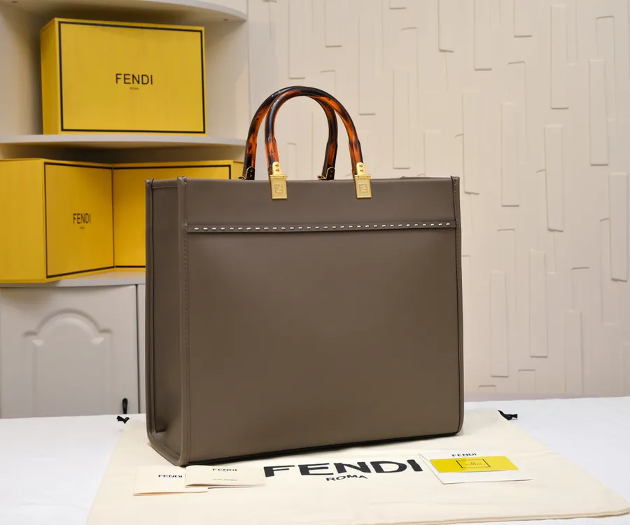 FÉNĎI TOTE 托特包 Sunlight Tote, Small Size