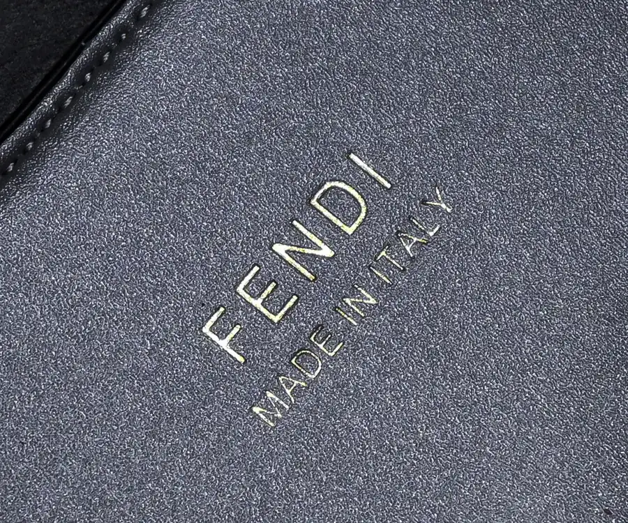 FÉNĐI TOTE Large