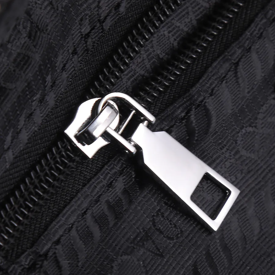 System Tote Three in One Design