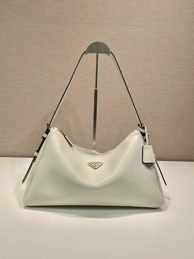Aimee Crossbody Bag Minimalist Design, Grained Calfskin