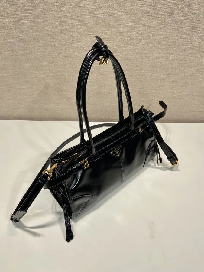 LusSolf Oil Tanned Leather Mini Crossbody Bag