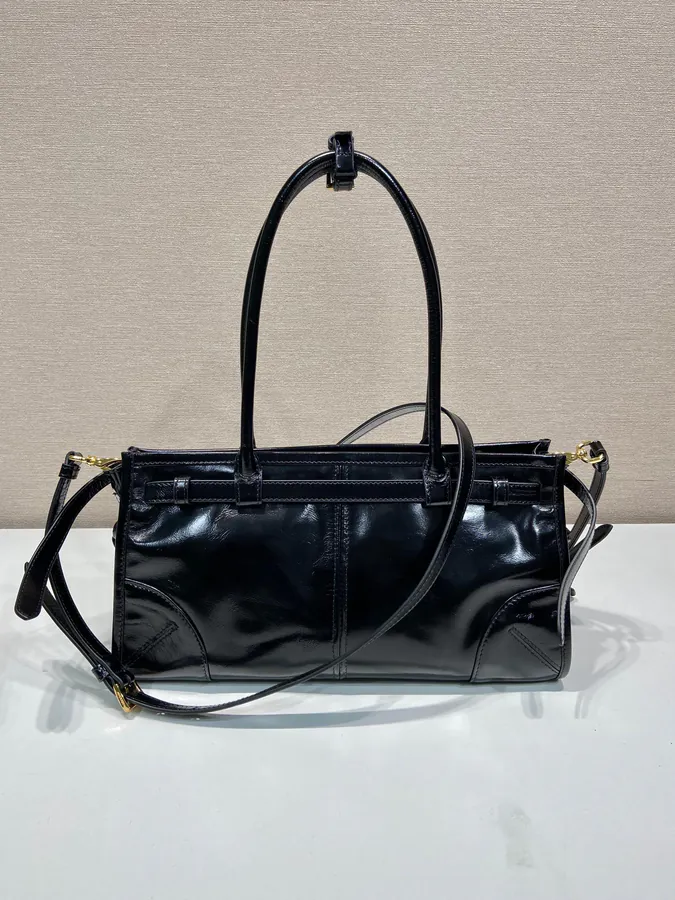 LusSolf Oil Tanned Leather Mini Crossbody Bag