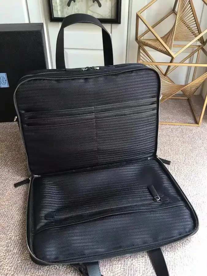 P Brand New Men's Bag 2VE407 Black