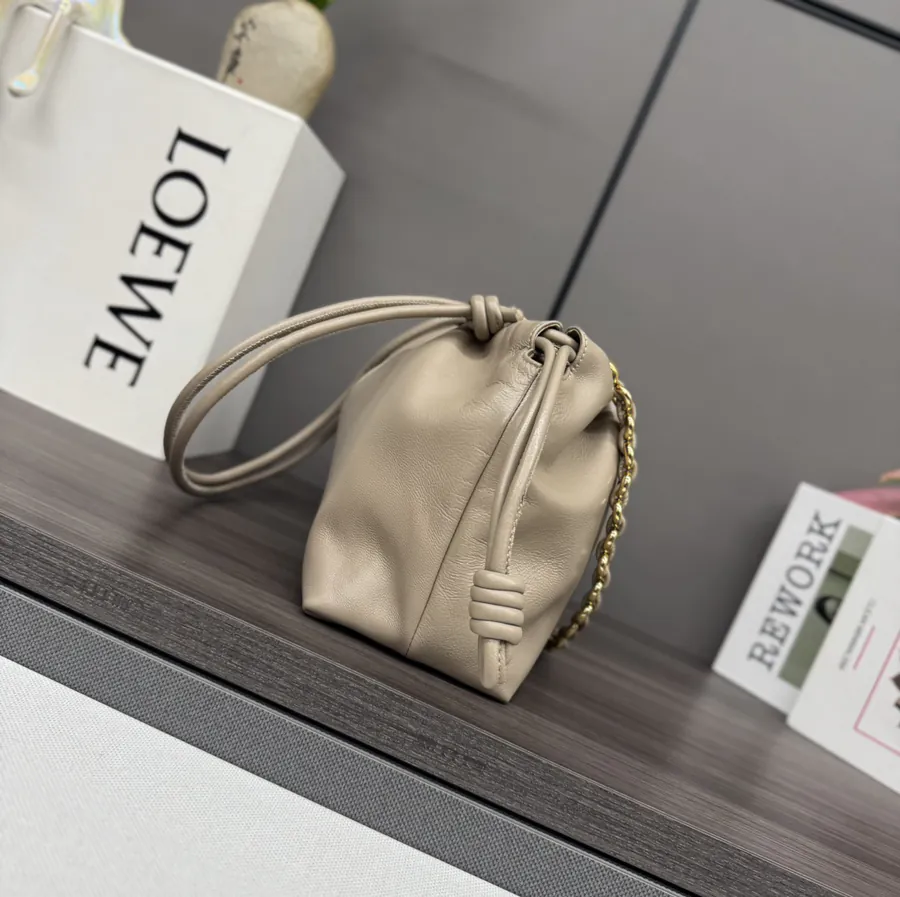 Flamenco Purse in Soft Nappa Sheepskin