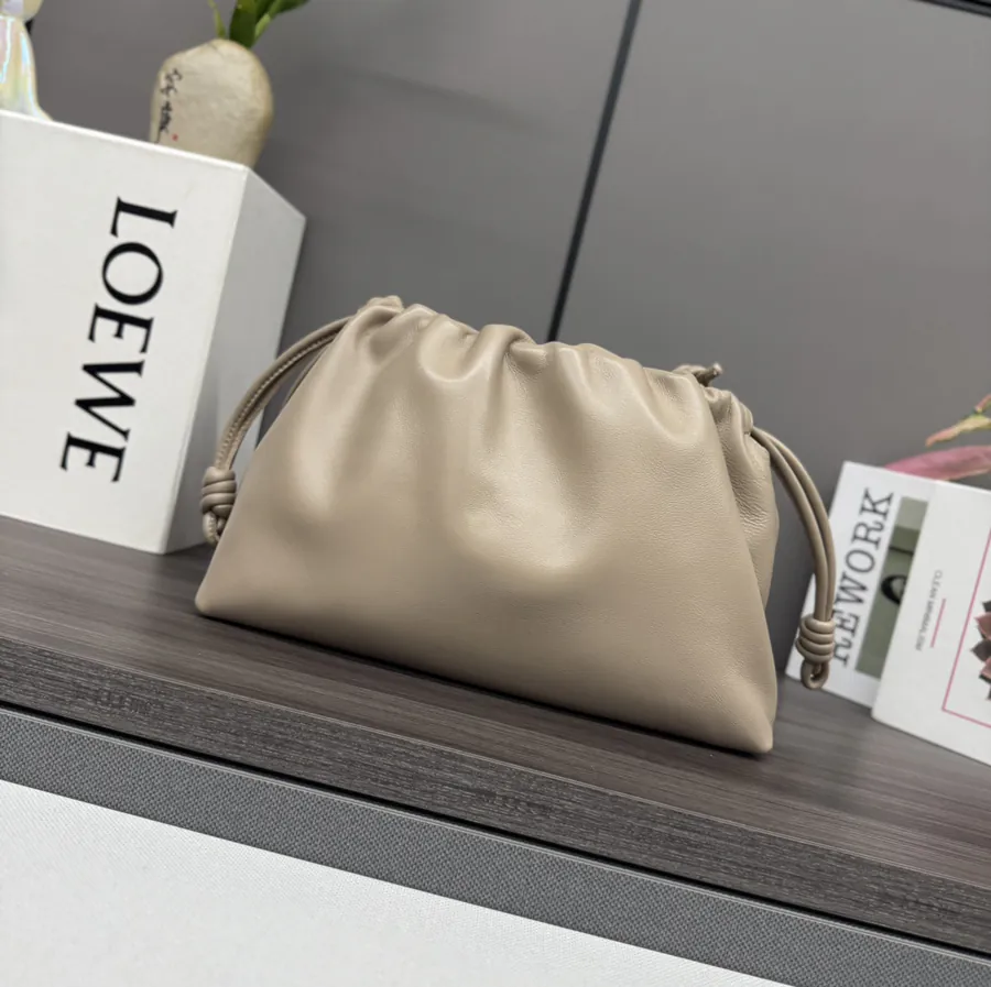 Flamenco Purse in Soft Nappa Sheepskin