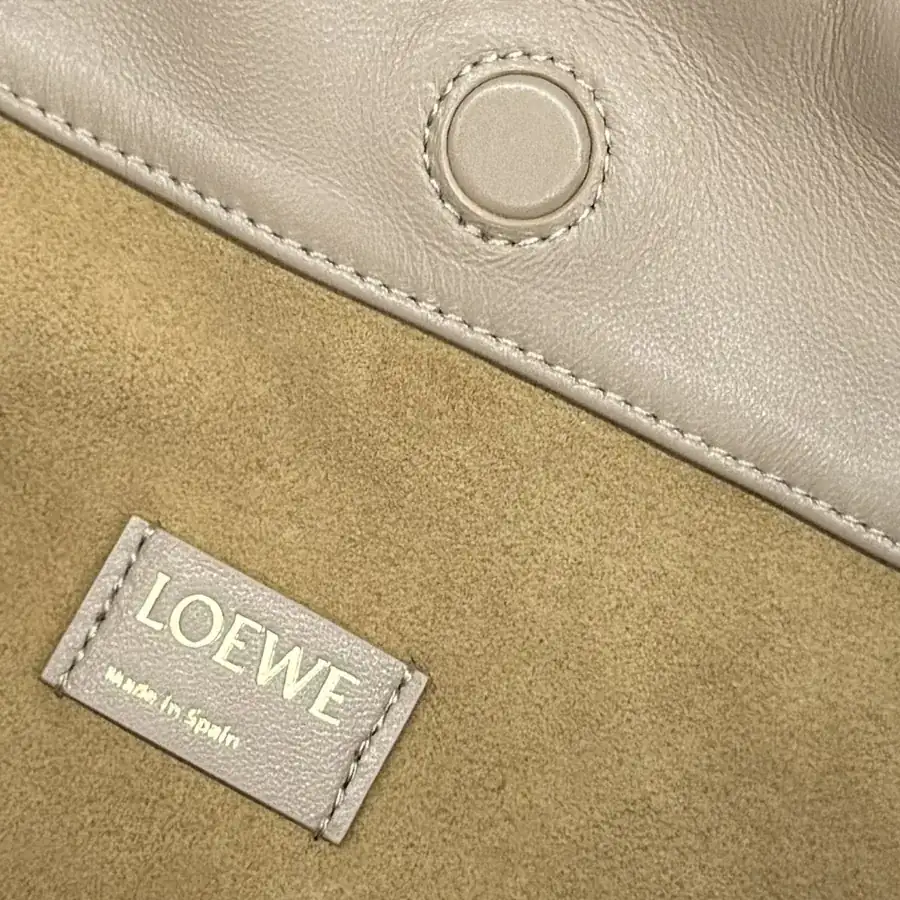 Flamenco Purse in Soft Nappa Sheepskin