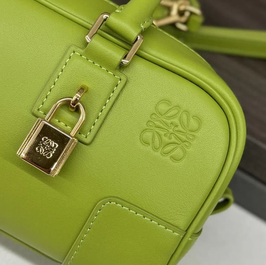 Mini Amazona 23 Cropped Handbag Bowling Bag