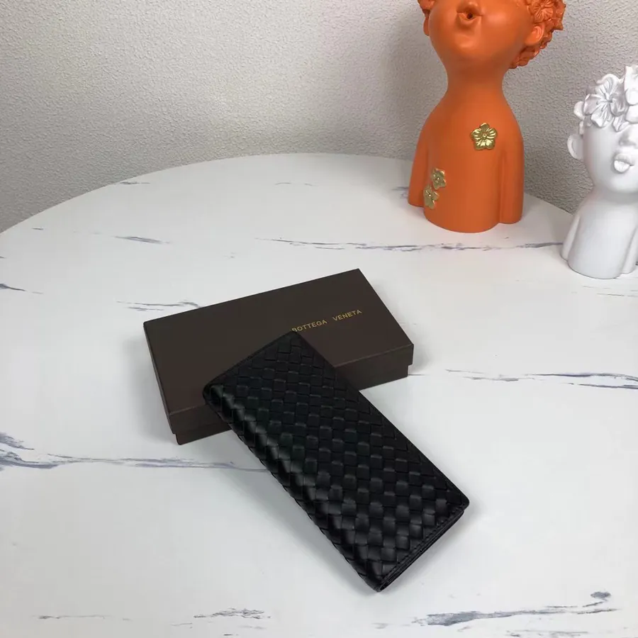 200 Bv Handwoven Wallet in Grained Calfskin