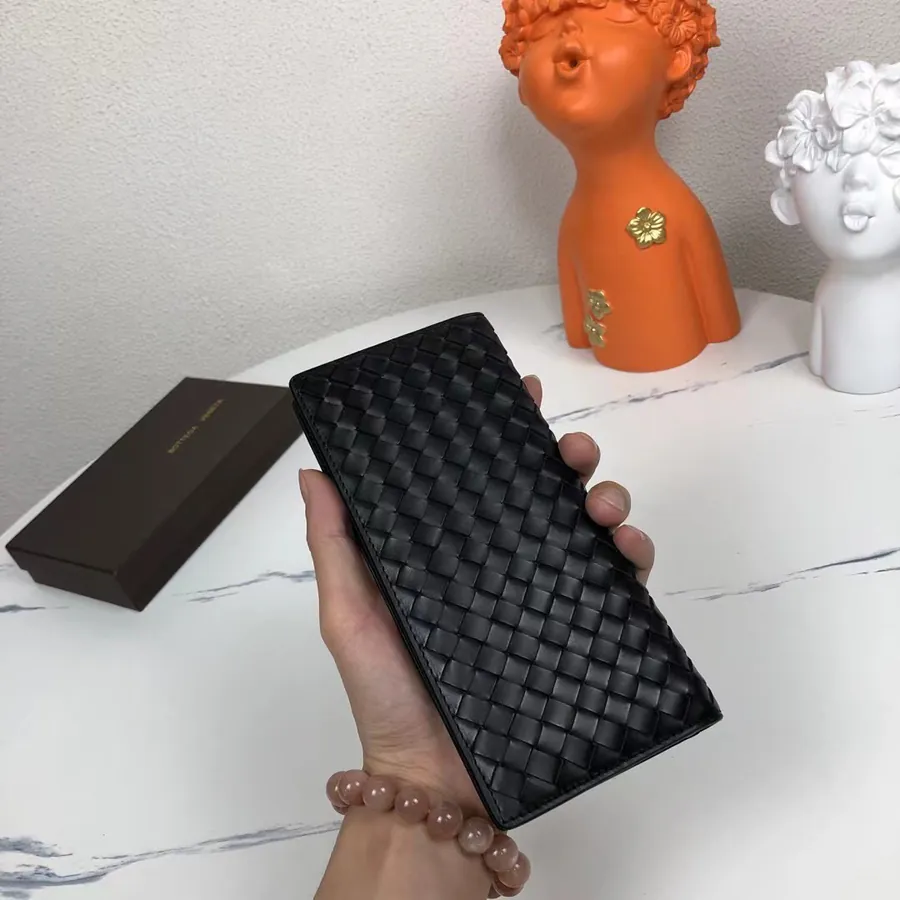 200 Bv Handwoven Wallet in Grained Calfskin