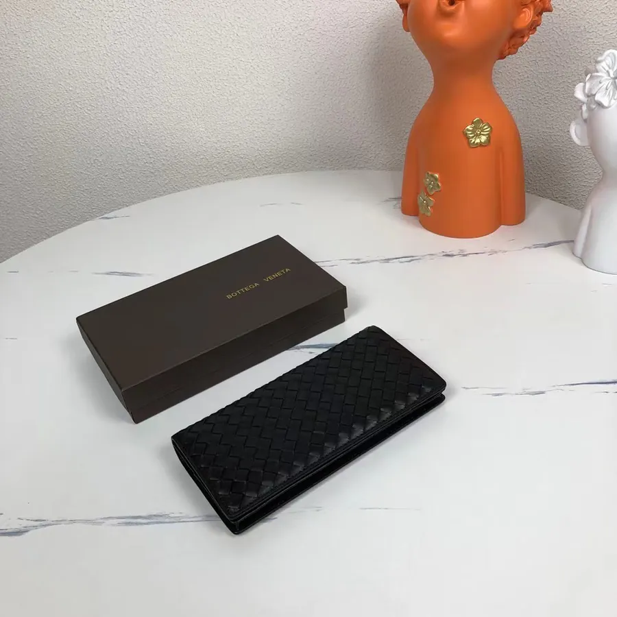 200 Bv Handwoven Wallet in Grained Calfskin